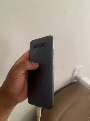 Vendo ou troco LG K41S troco em tela do iPhone 12