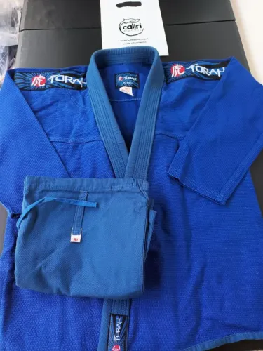 Kimono torah a1 seminovo Jiu-Jitsu 