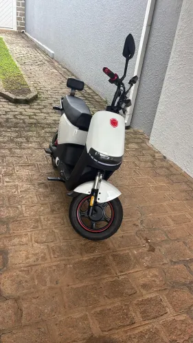 Scooter Elétrica Foston 1000W