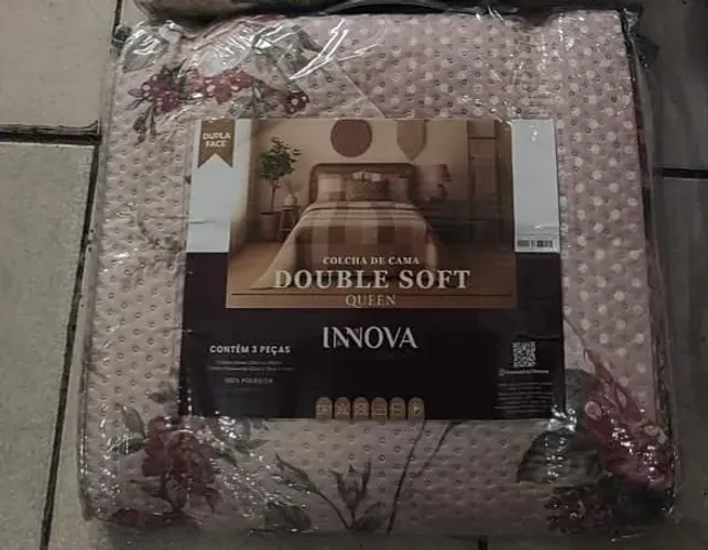 Cobre leito dupla face com três peças para cama Queen, estampas e lisas