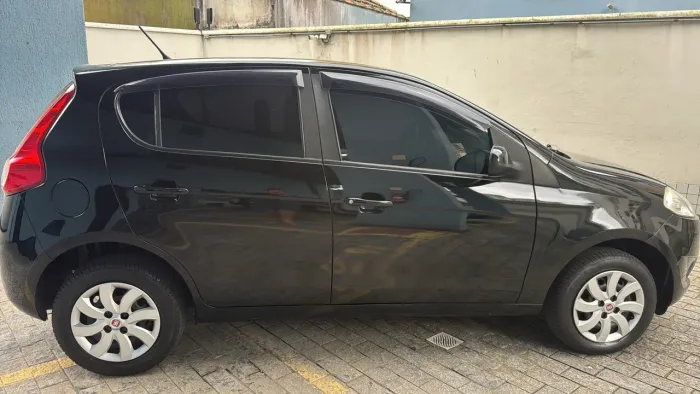 Fiat Palio Attractive 1.0 EVO Fire Flex 8V 5P 2013