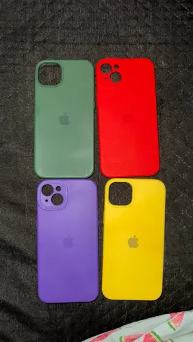 Capas iPhone 14 plus, as 4 por 60$