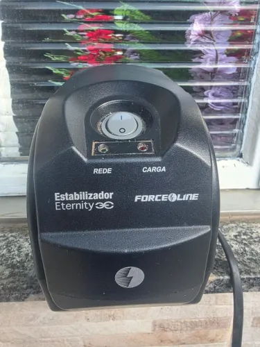 Estabilizador bi volt 300w