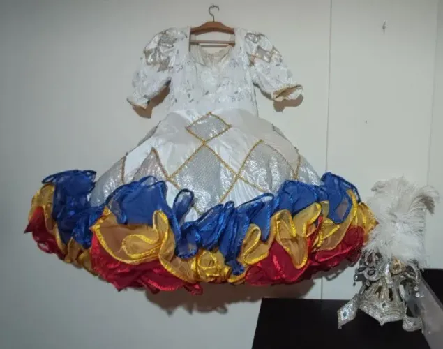 VESTIDO DE CARNAVAL