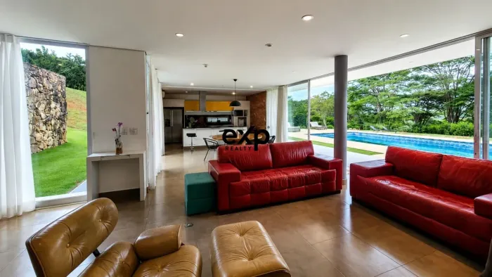 Casa - Jardim das Laranjeiras - Itatiba/SP.
