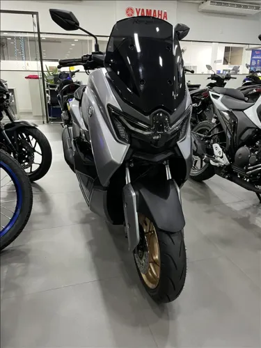 YAMAHA NMAX CONNECTED 160 ABS