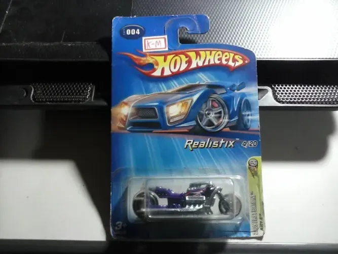 Hot Wheels - Airy 8 - 4/187 - K Mart - Lacrado - ( 2005 )