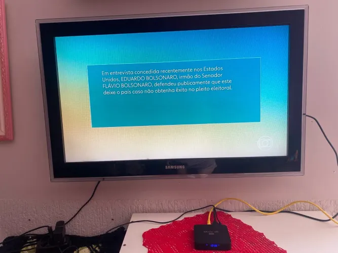 Tv Samsung com aparelho