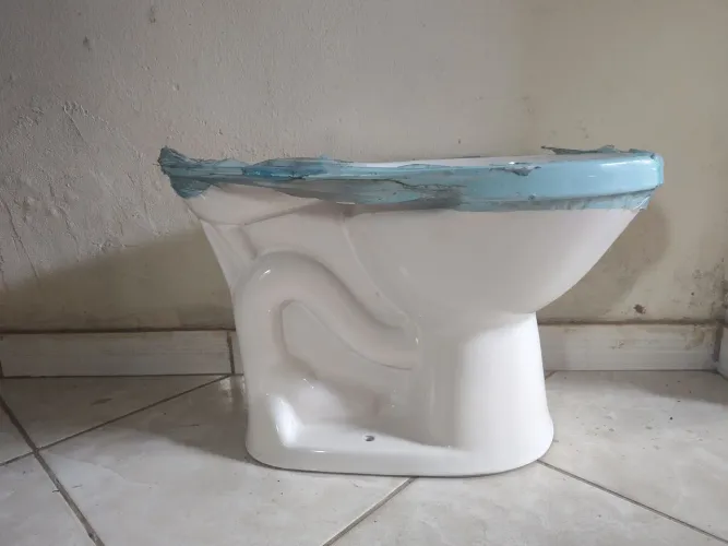 Vaso sanitário novo da Lorenzetti Loren Way BA-30