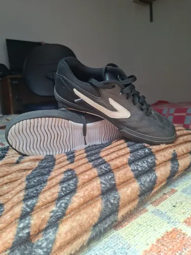 TOPER DOMINATOR FUTSAL. TAMANHO 38