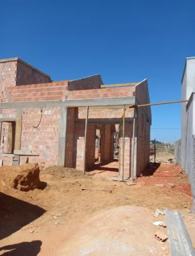 Pedreiro construtor, l