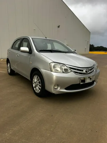 Toyota Etios XLS 1.5 Flex 16V 5P Mec. 2013
