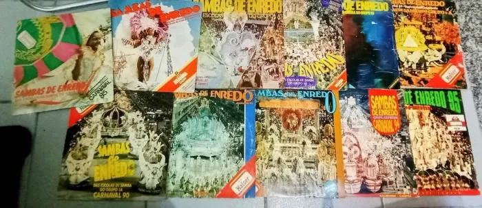 Doação de 20 a 30 Discos de Vinil de Samba Enredo