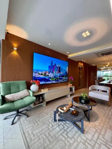 Apartamento com 3/4, suíte, varanda gourmet, decorado, armários, 2 vagas, Alphaville