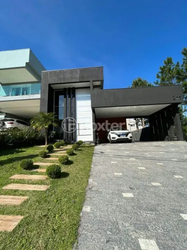 Casa em Condomínio à venda Avenida Senador Salgado Filho, São Lucas - Viamão