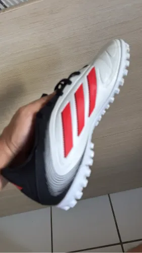 Chuteira Adidas original!