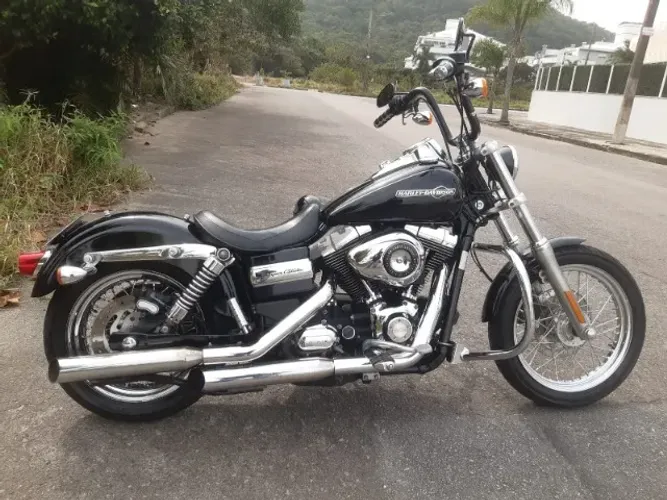 Harley Davidson Dyna Super Glide 