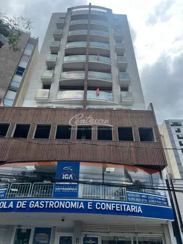 Oportunidade de 2 quartos com garagem no Cascatinha