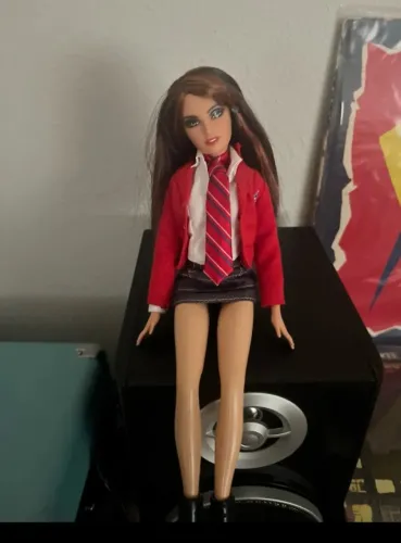 Barbie Roberta rebelde completa (promoção)