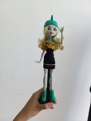 MONSTER HIGH BONECA LAGOONA