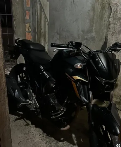Vendo FZ25 