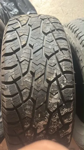 Pneus 265 65 R17