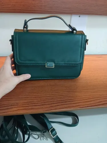 Bolsas conservadas, acompanha 2 alças