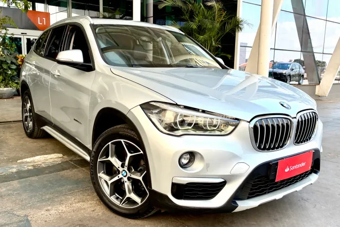 BMW X1 Sdrive 20I X-line 2.0 TB Active Flex 2018