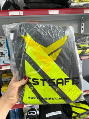 Colete Refletivo motoboy com bolso para guardar acessórios