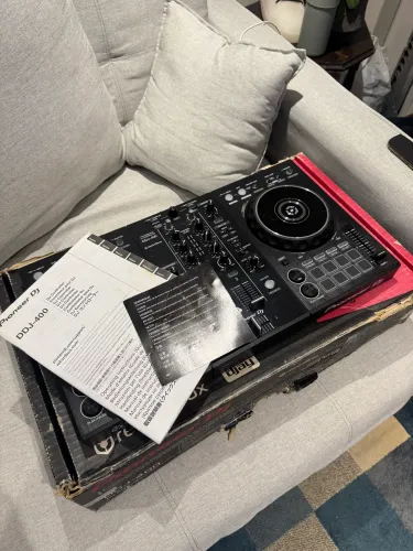 Controladora Pioneer DDJ-400