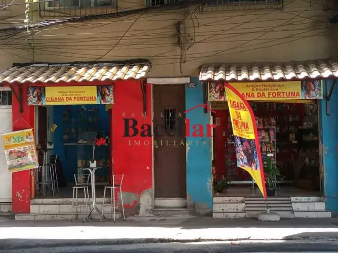 Loja : / Comercial / São Cristóvão