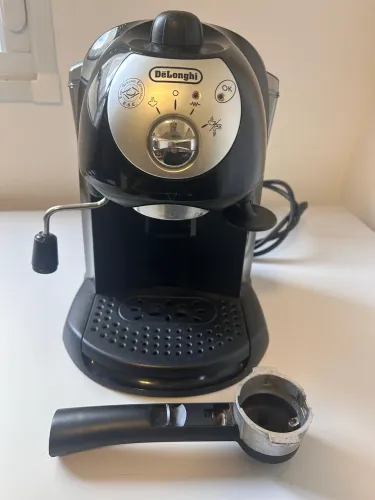 CAFETEIRA ESPRESSO De'LONGHI COM VAPORIZADOR EC220