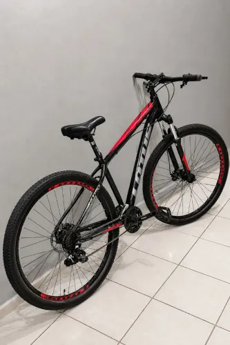 Vendo uma bicicleta aro 29 novinha 