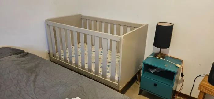 Berço americano Noah com colchão vira mini cama pouco usado