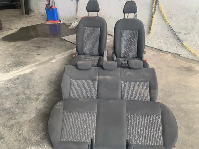 Banco do Ford ka 2020