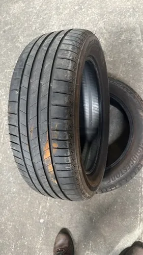 Pneus 205/55 17 Bridgestone Honda