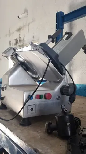 Fatiador de frios lâmina 300