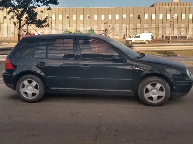 Sucata Golf 2001 1.6 SR Para retirada de peças