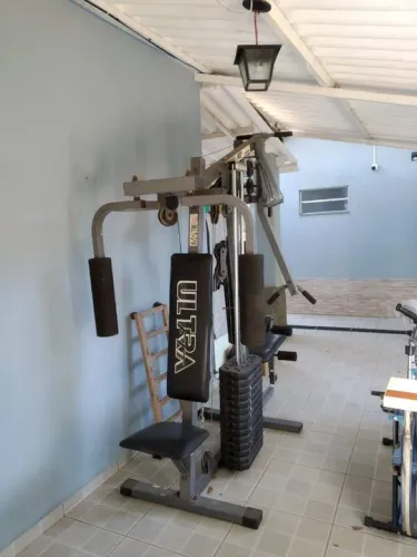Aparelho de Musculação Multifuncional Ultra