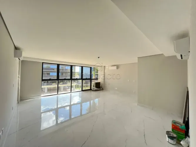 Comercial SalaLoja Condomínio em São José do Rio Preto