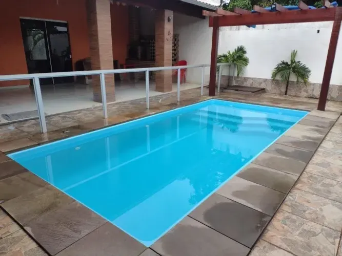 Piscina de fibra modelo praia 7.30 x 3.30 x 1.40 com excelente condição e qualidade!