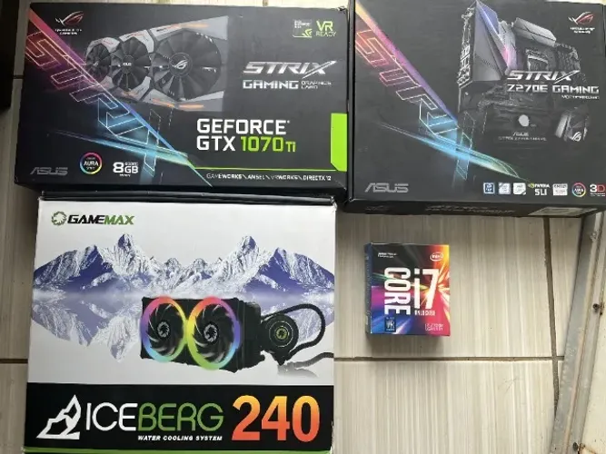 Caixas Vazias de peças de computador Placa mãe, placa de vídeo, processador, water cooler