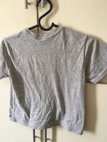 Camiseta Hering Básica tamanho 6