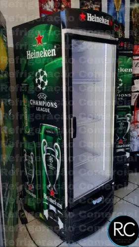 Cervejeira Metalfrio Expositora 8 caixas