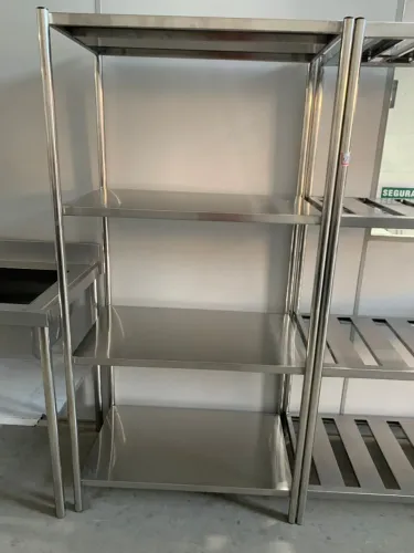 Estante 1,00m - 4 prateleiras práticas