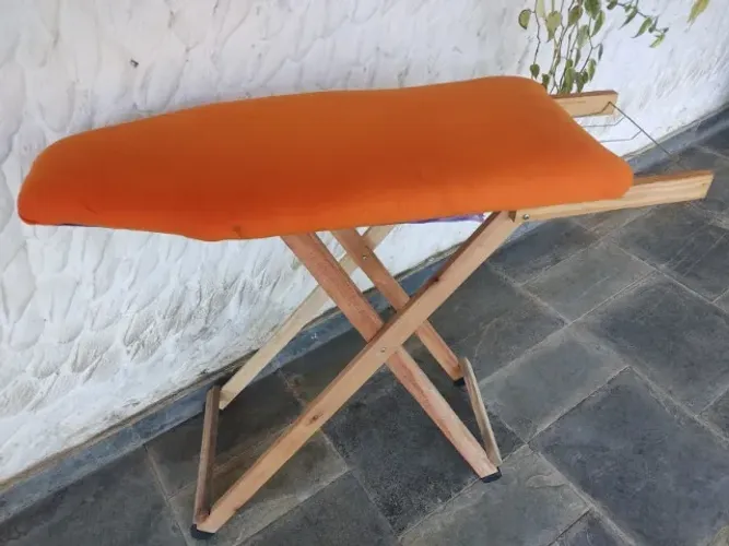 Tabua Passadeira Roupa Madeira Resistente E Tecido