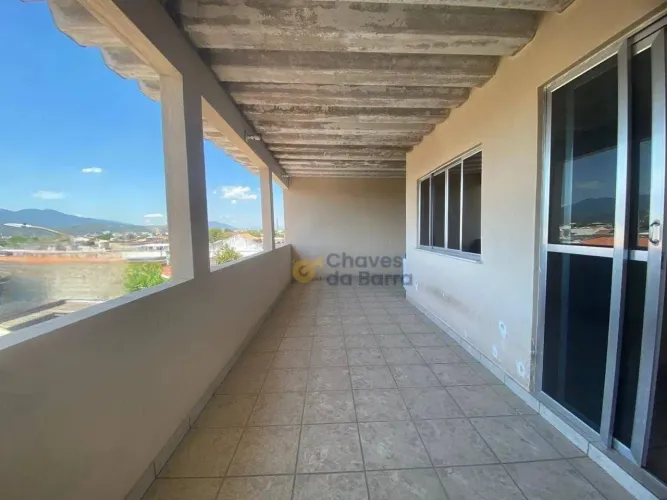 Casa com 6 dormitórios à venda, 255 m² por R$ 510.000,00 - Bangu - Rio de Janeiro/RJ