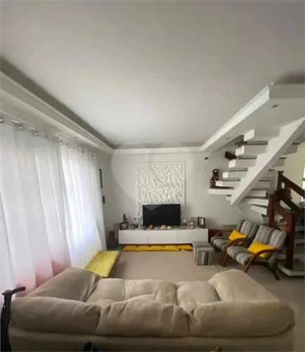 Condomínio com 3 quartos à venda em Conjunto residencial santa terezinha - SP