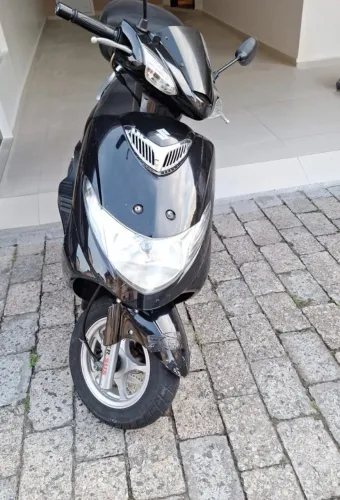 Vendo Burgmann 125AN - segundo dono