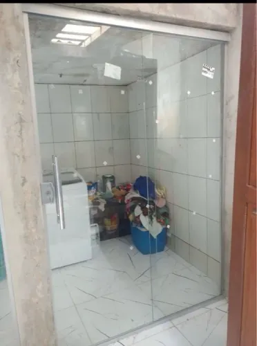Porta de vidro para área de serviço